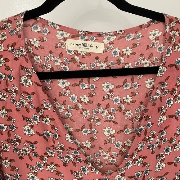 NEW Natural Life Pink Floral Tiered Babydoll Popover Dress Size Medium Boho. 23 - Picture 3 of 6